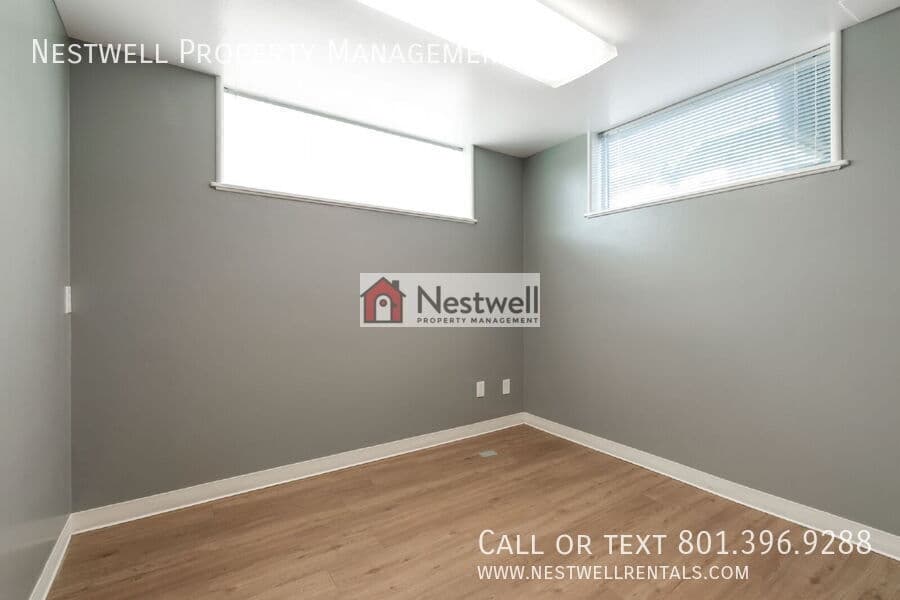 Salt Lake City Sublease or Student Contract: 2002 Smart Locker