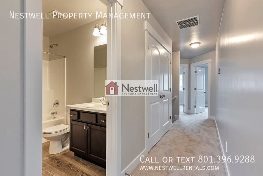 Lehi Townhome: 3894 W 1650 N