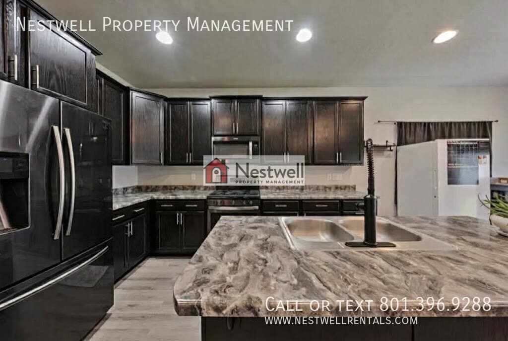 Herriman House: 4463 W Thorley Dr