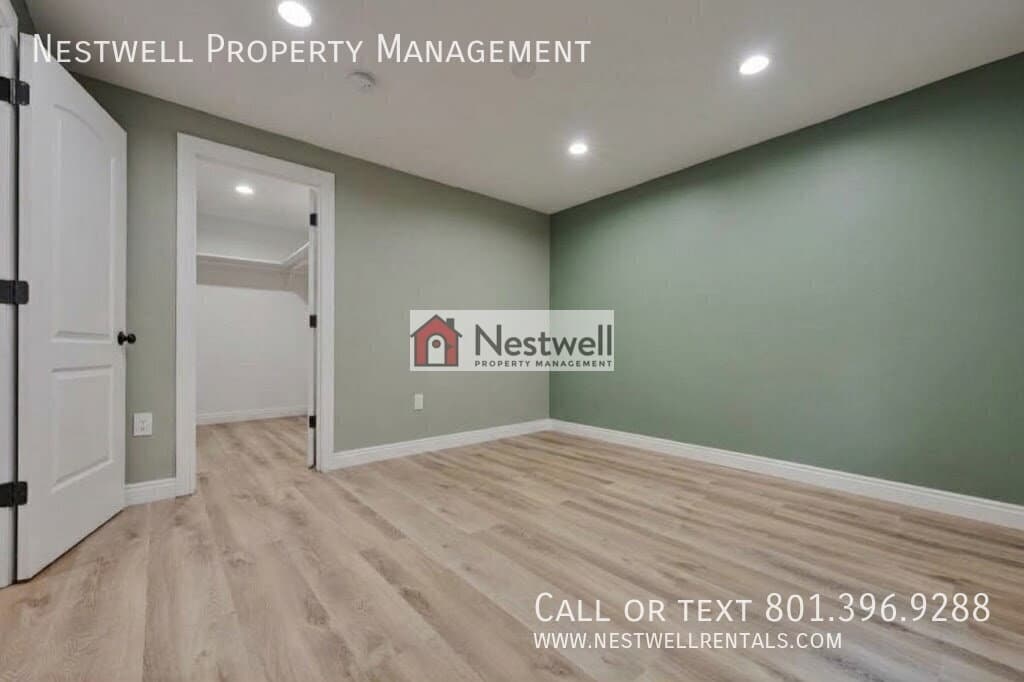 Herriman House: 4463 W Thorley Dr