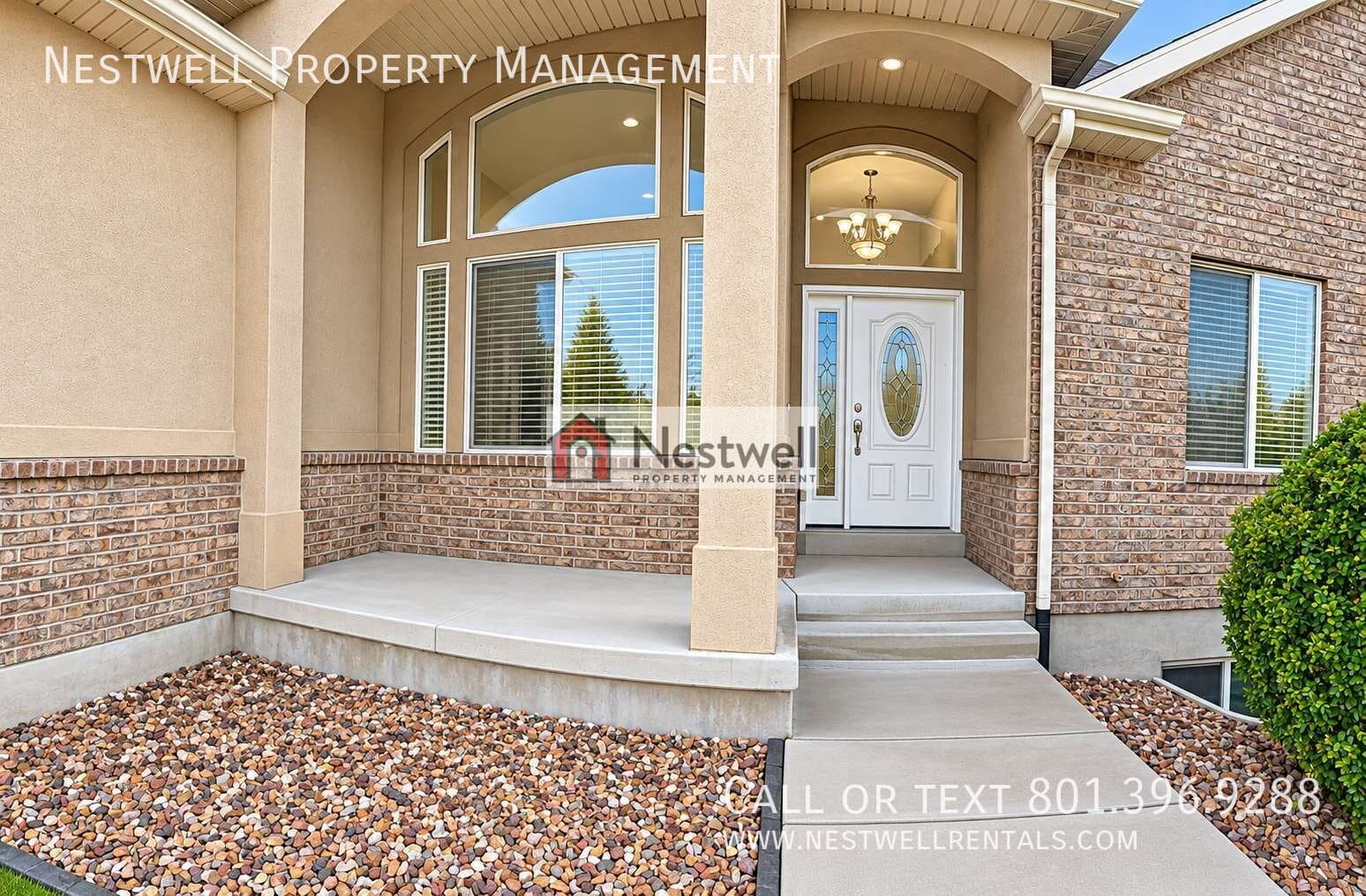 South Jordan House: 1628 W Hunters Creek Cir
