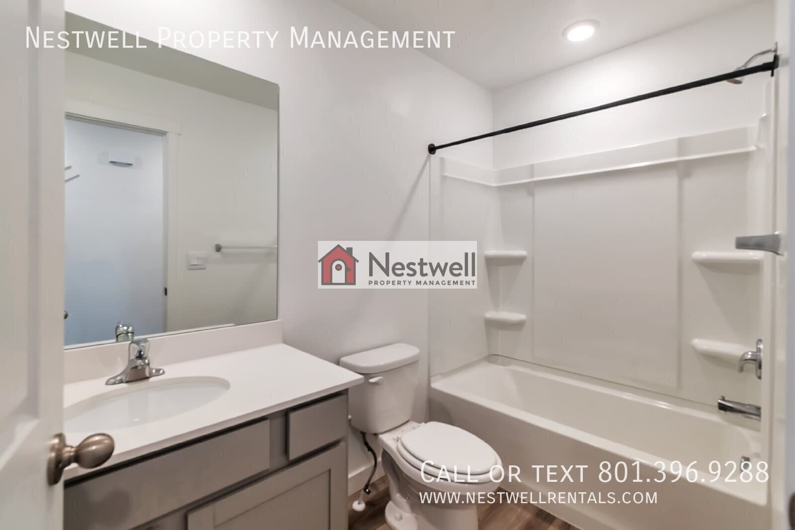 Saratoga Springs Townhome: 977 E Seaside St