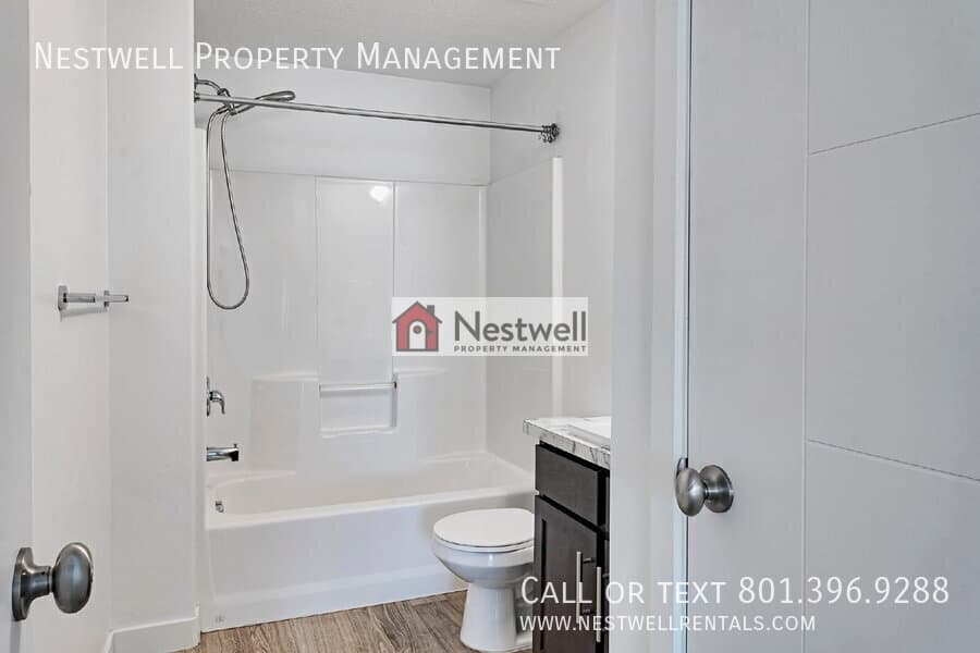 Vineyard House: 506 N 290 E