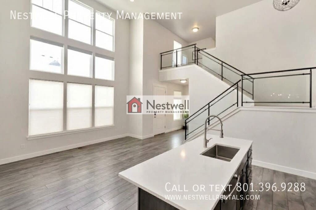 South Jordan Townhome: 5208 W Big Sur Dr