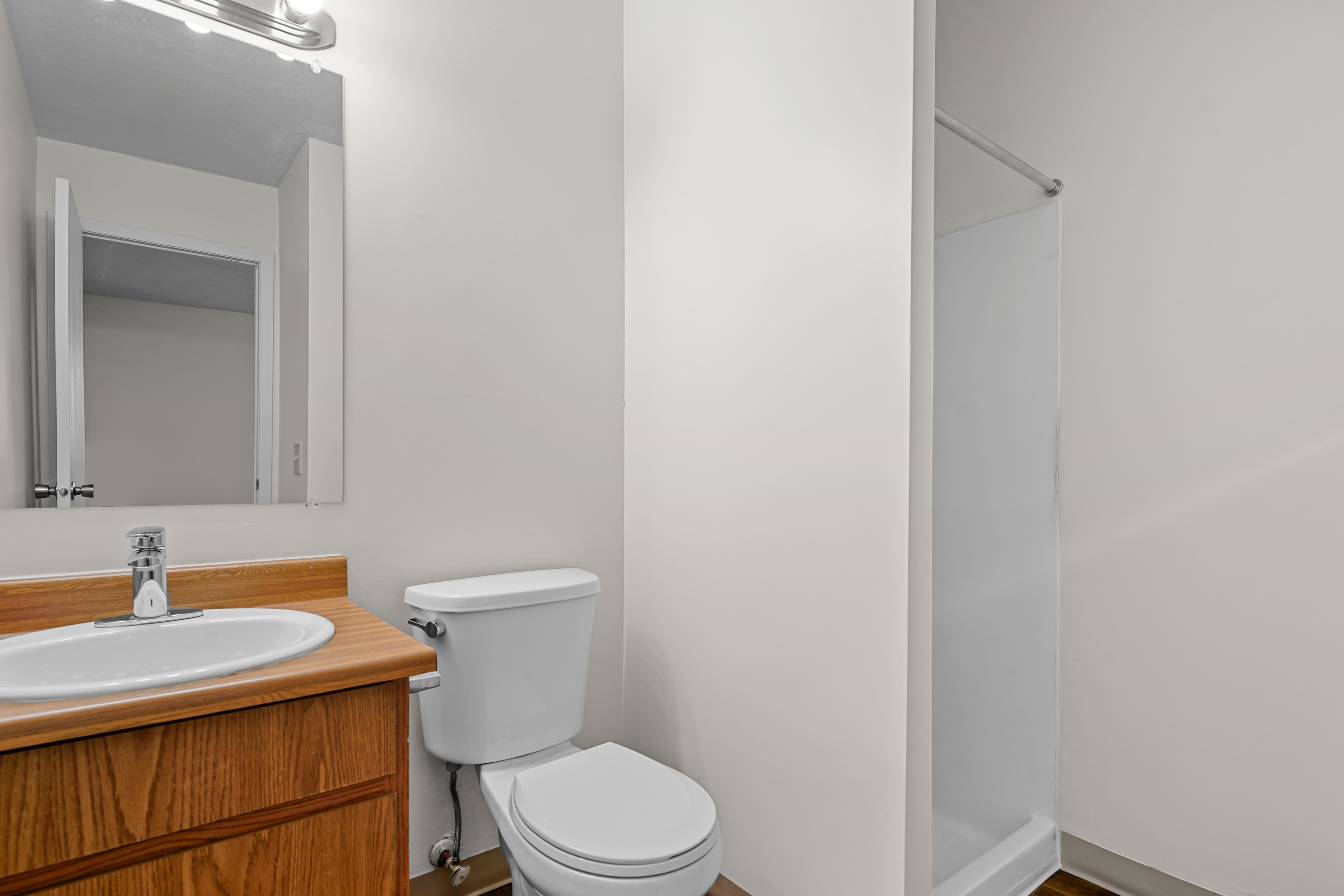 Murray Apartment: 4545 S Arcadia Green Way