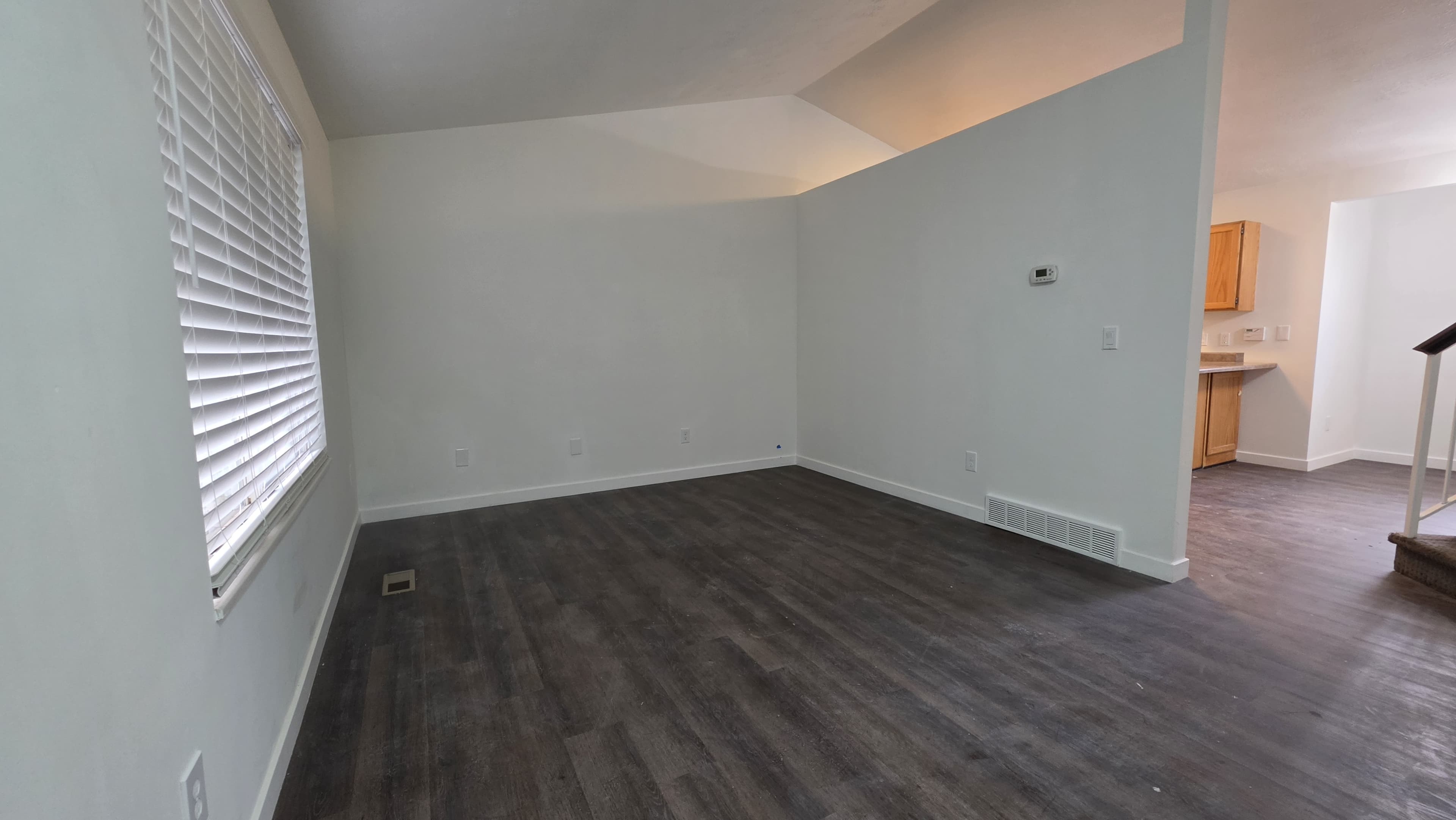 West Jordan House: 7719 S Ash Briar Ln
