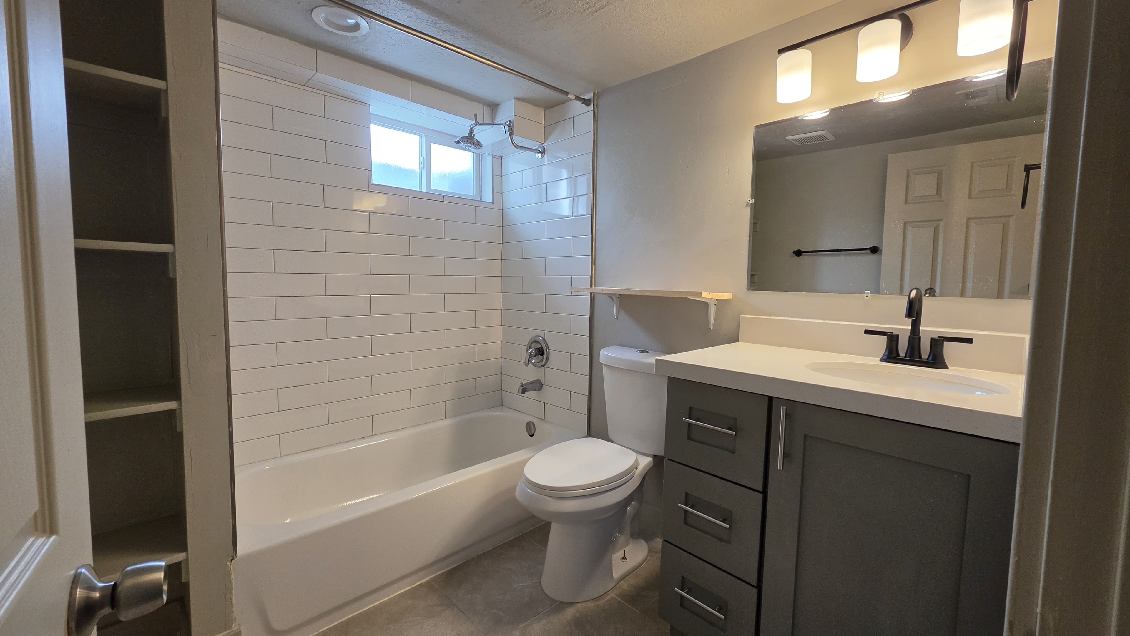 Midvale In-Law/Basement: 8213 S Harrison St