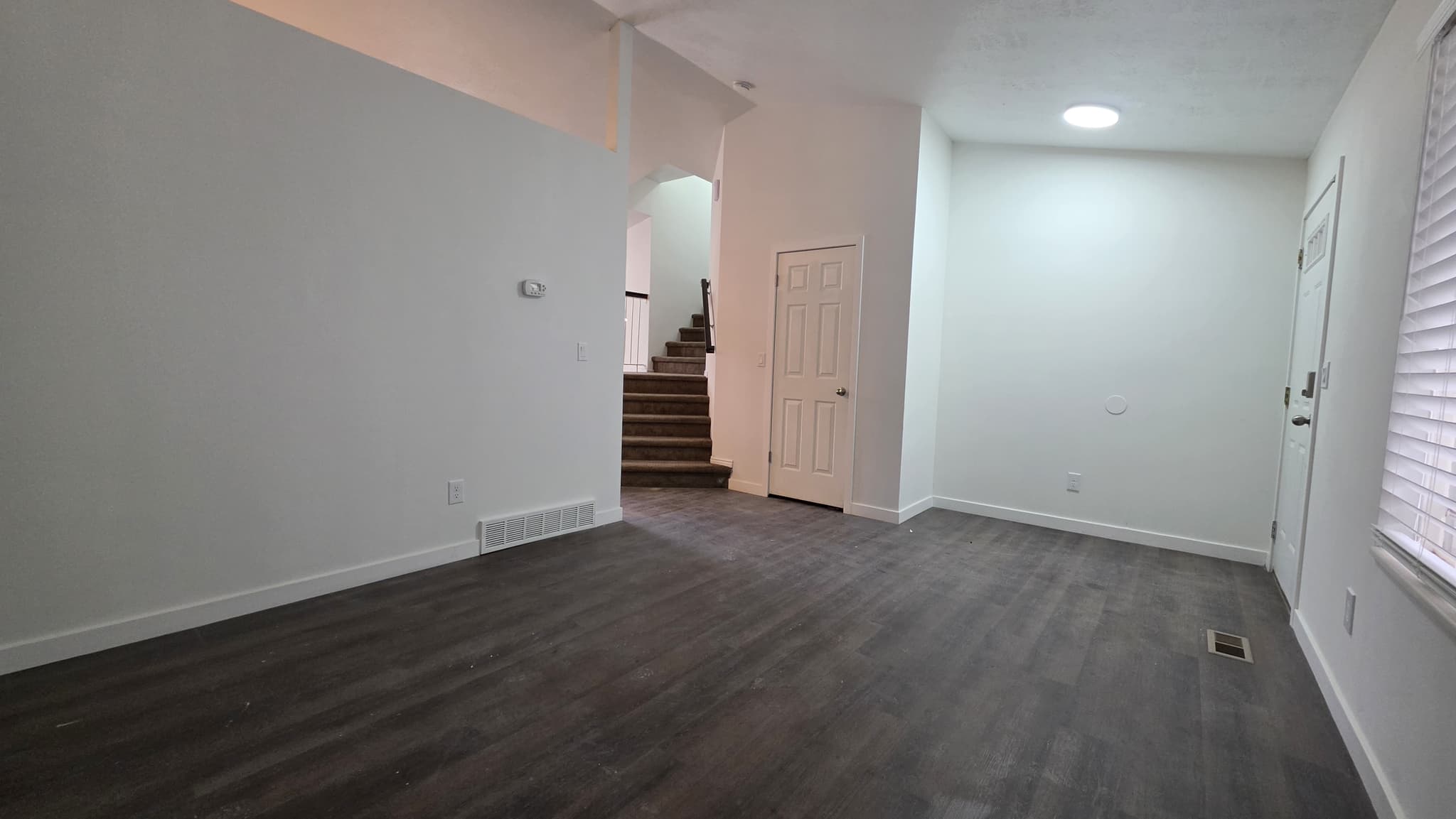 West Jordan House: 7719 S Ash Briar Ln