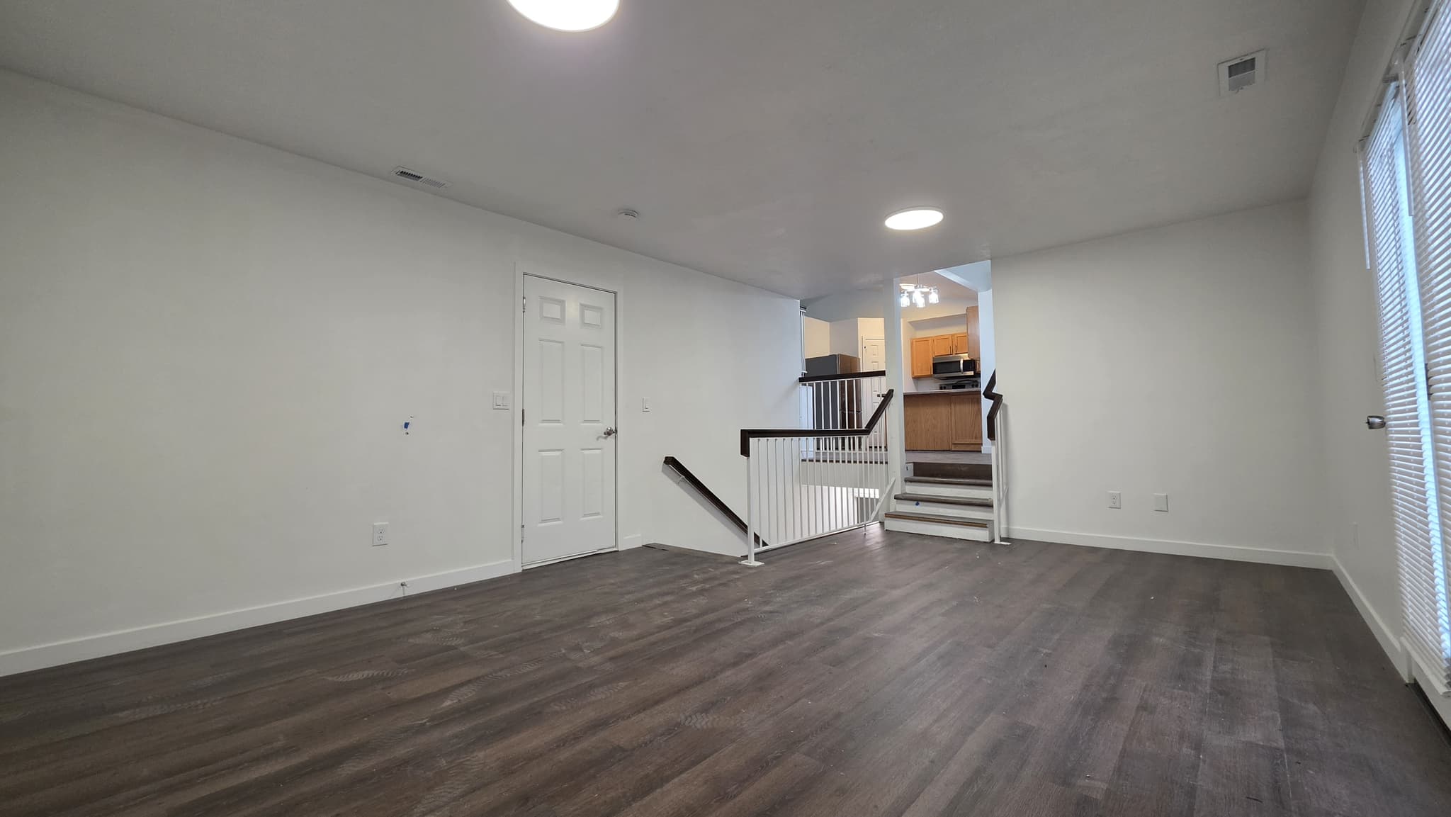West Jordan House: 7719 S Ash Briar Ln