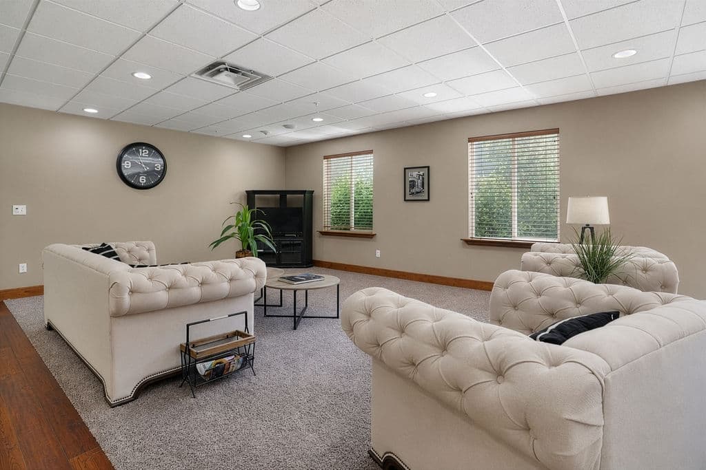 Ammon Apartment: 2475 S Ammon Rd