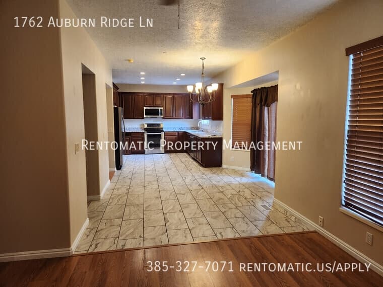 Draper House: 1762 E Auburn Ridge Ln