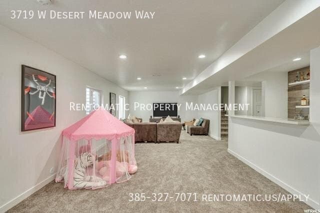 South Jordan House: 3719 W Desert Meadow Way