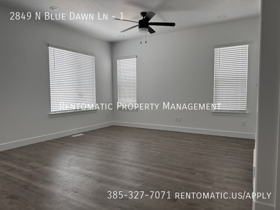 Saratoga Springs Townhome: 2849 N Blue Dawn Ln