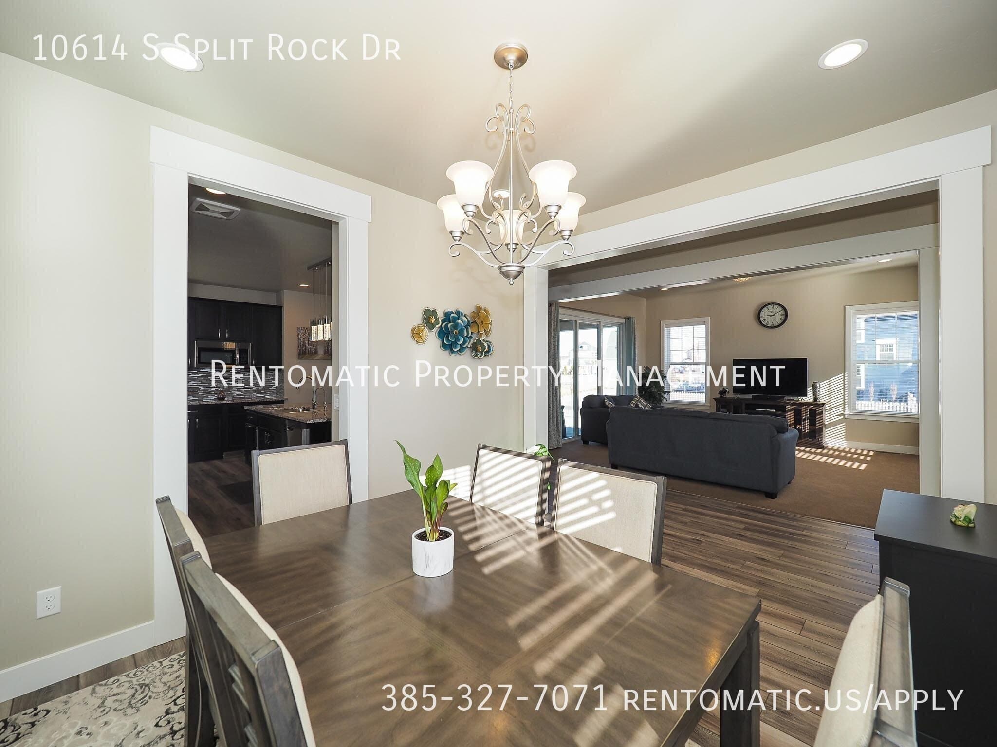 South Jordan House: 10614 S Split Rock Dr