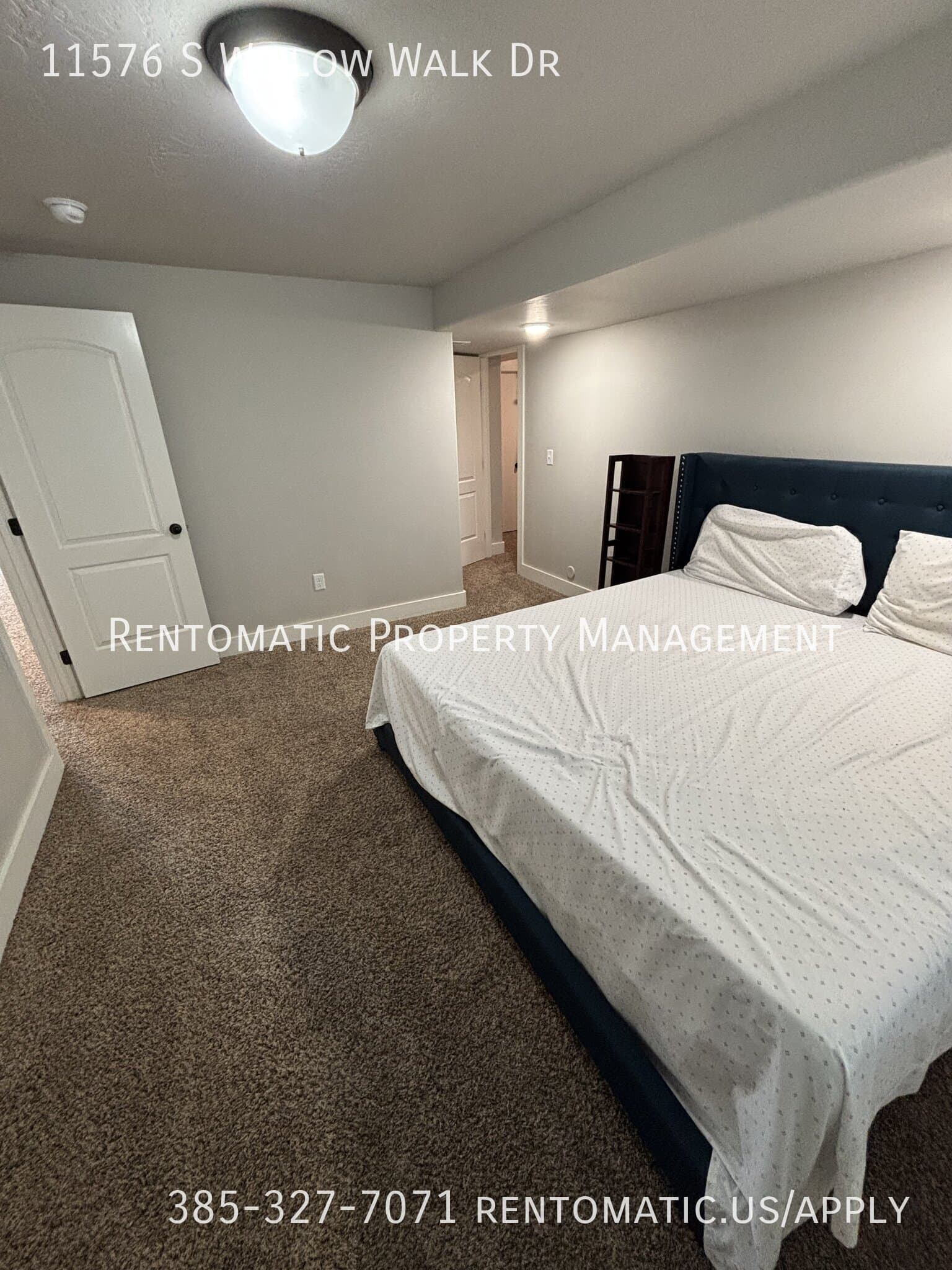 South Jordan House: 11576 S Willow Walk Dr