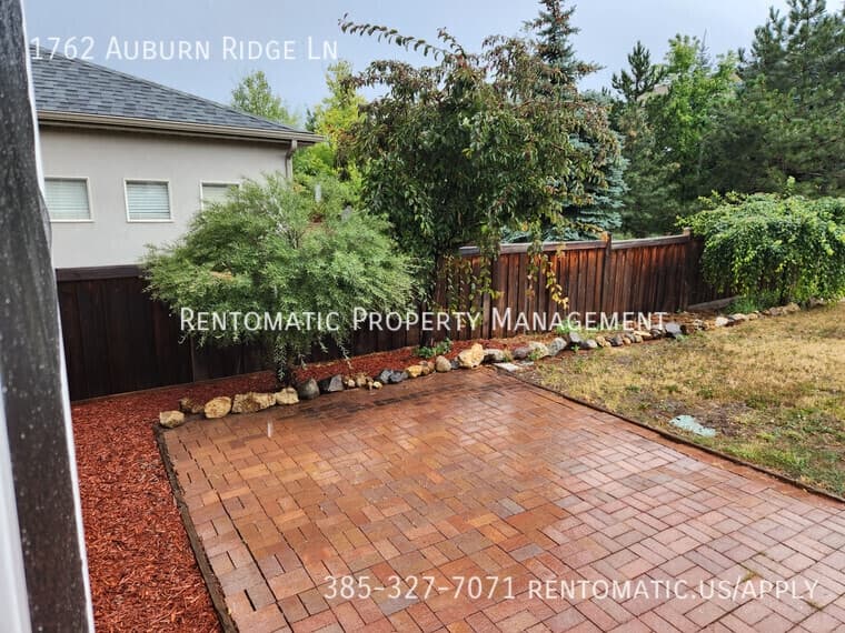 Draper House: 1762 E Auburn Ridge Ln