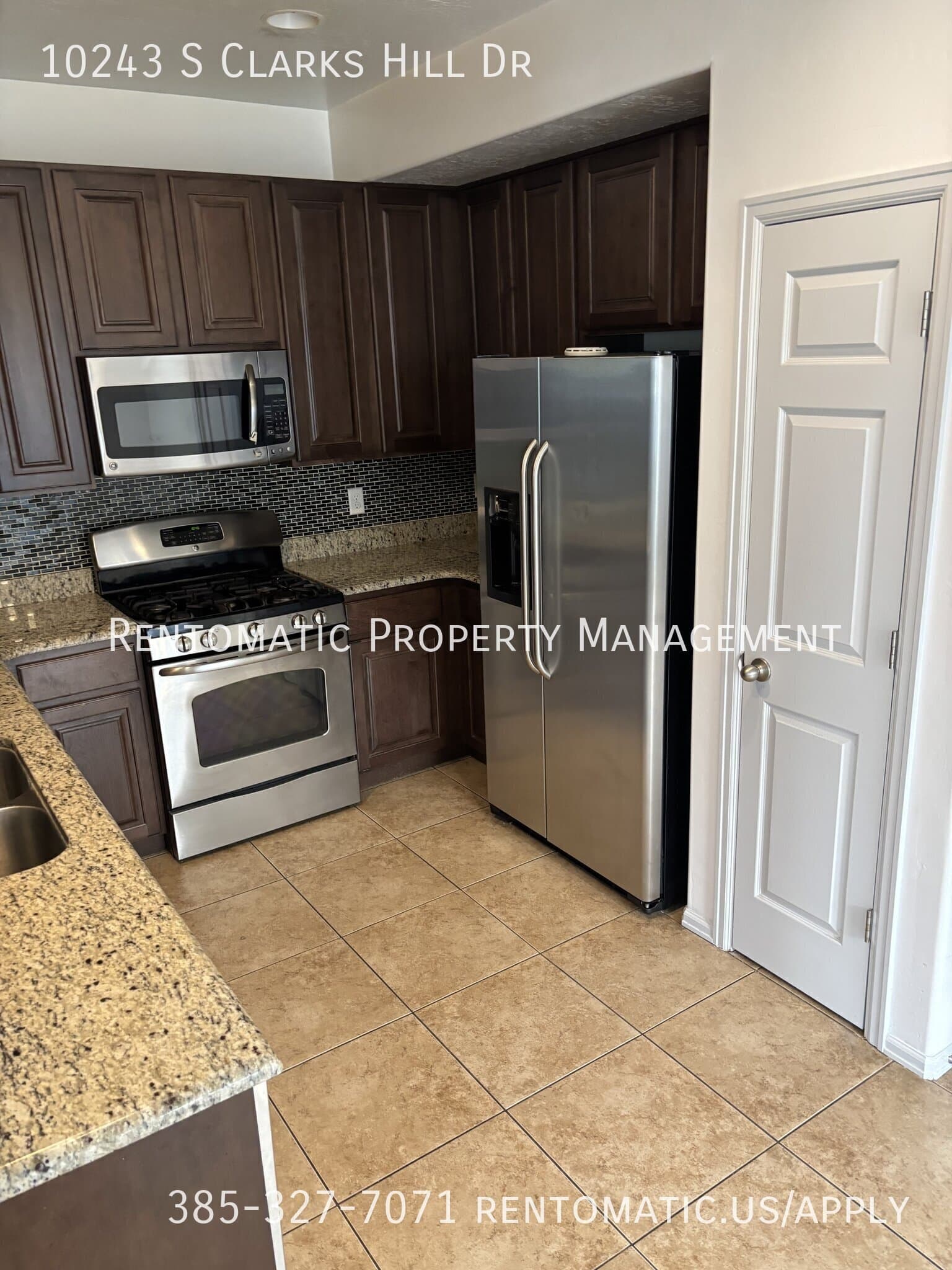 South Jordan House: 10243 S Clarks Hill Dr