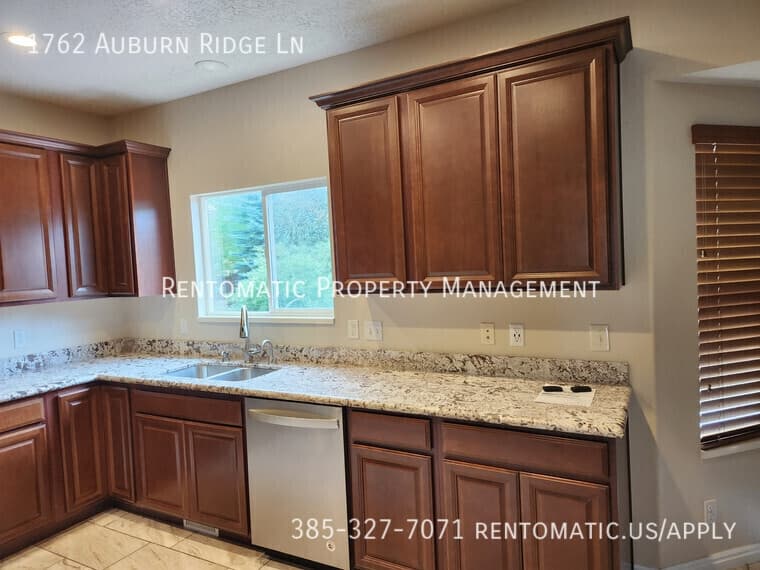 Draper House: 1762 E Auburn Ridge Ln