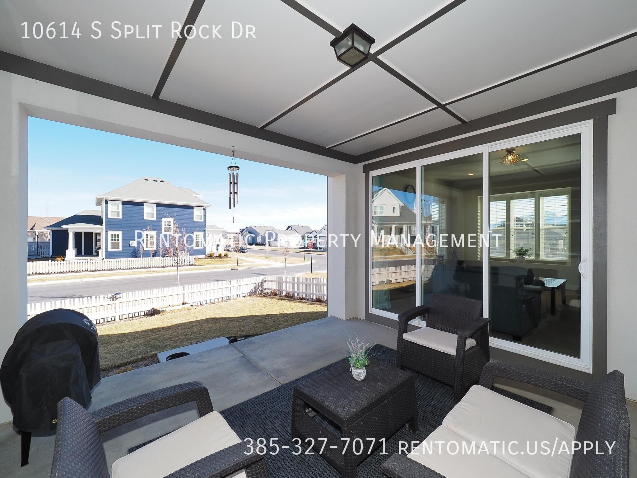 South Jordan House: 10614 S Split Rock Dr