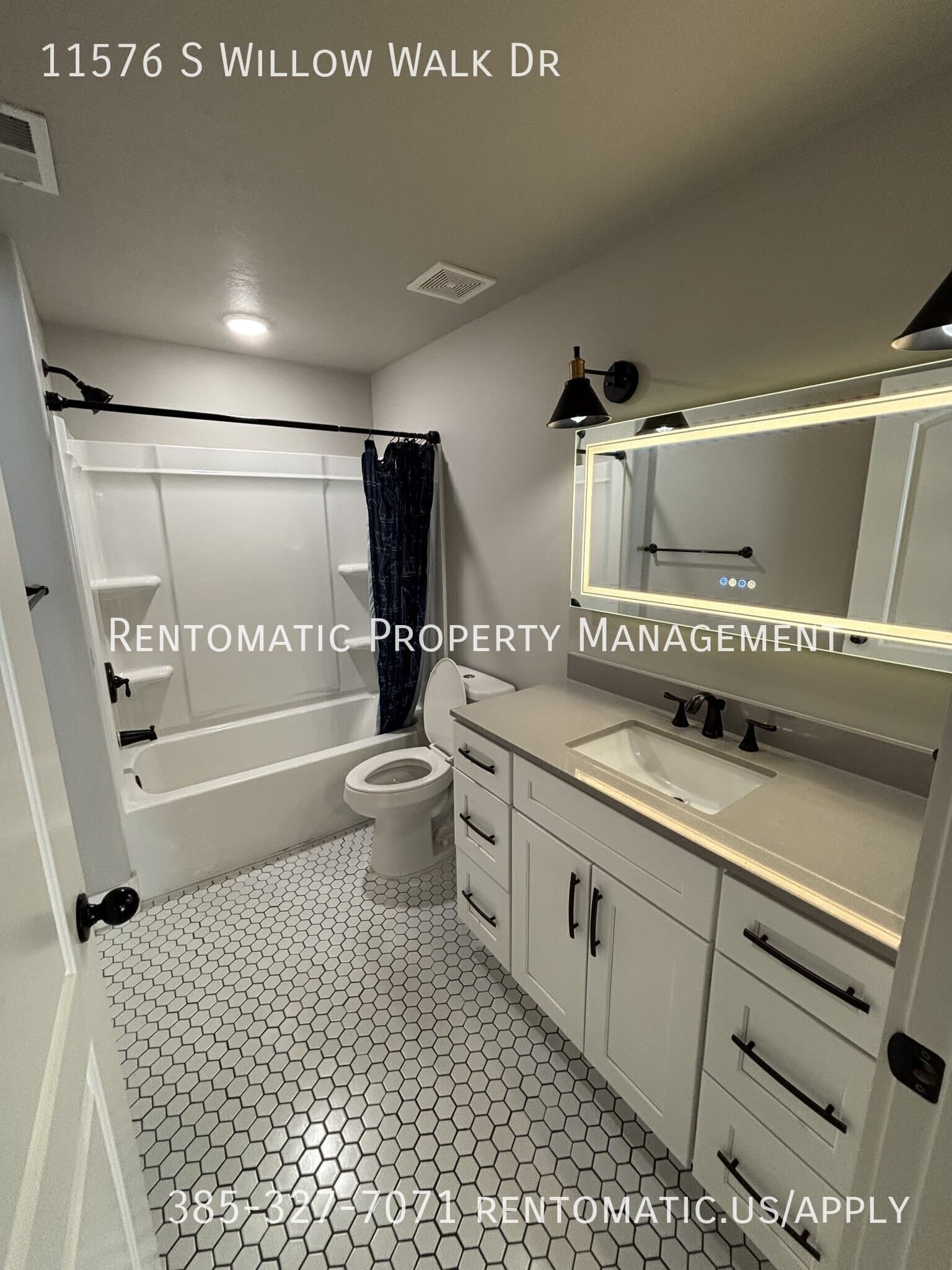 South Jordan House: 11576 S Willow Walk Dr