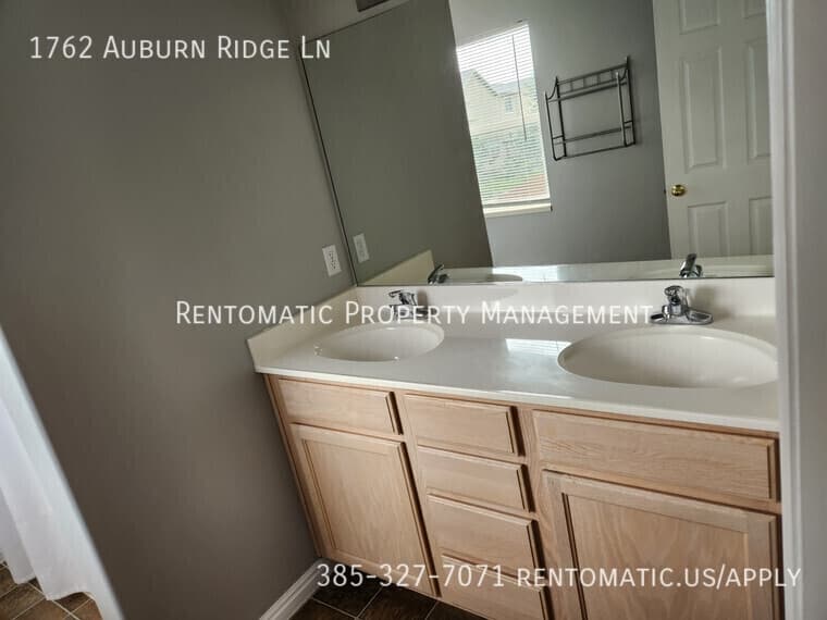 Draper House: 1762 E Auburn Ridge Ln