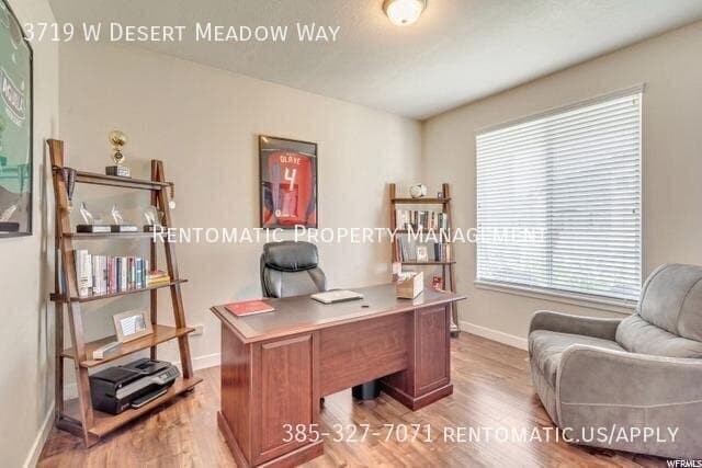 South Jordan House: 3719 W Desert Meadow Way