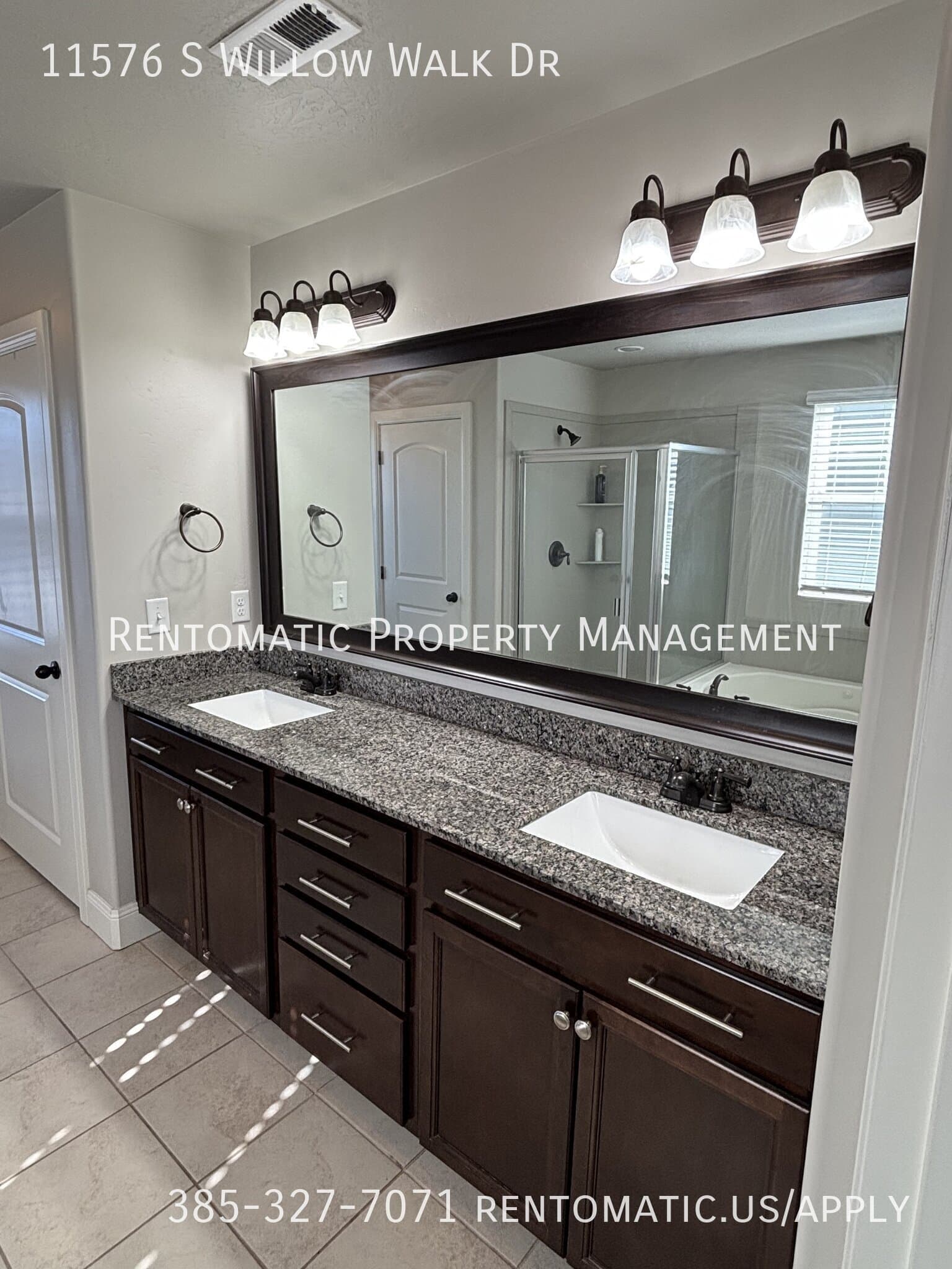 South Jordan House: 11576 S Willow Walk Dr