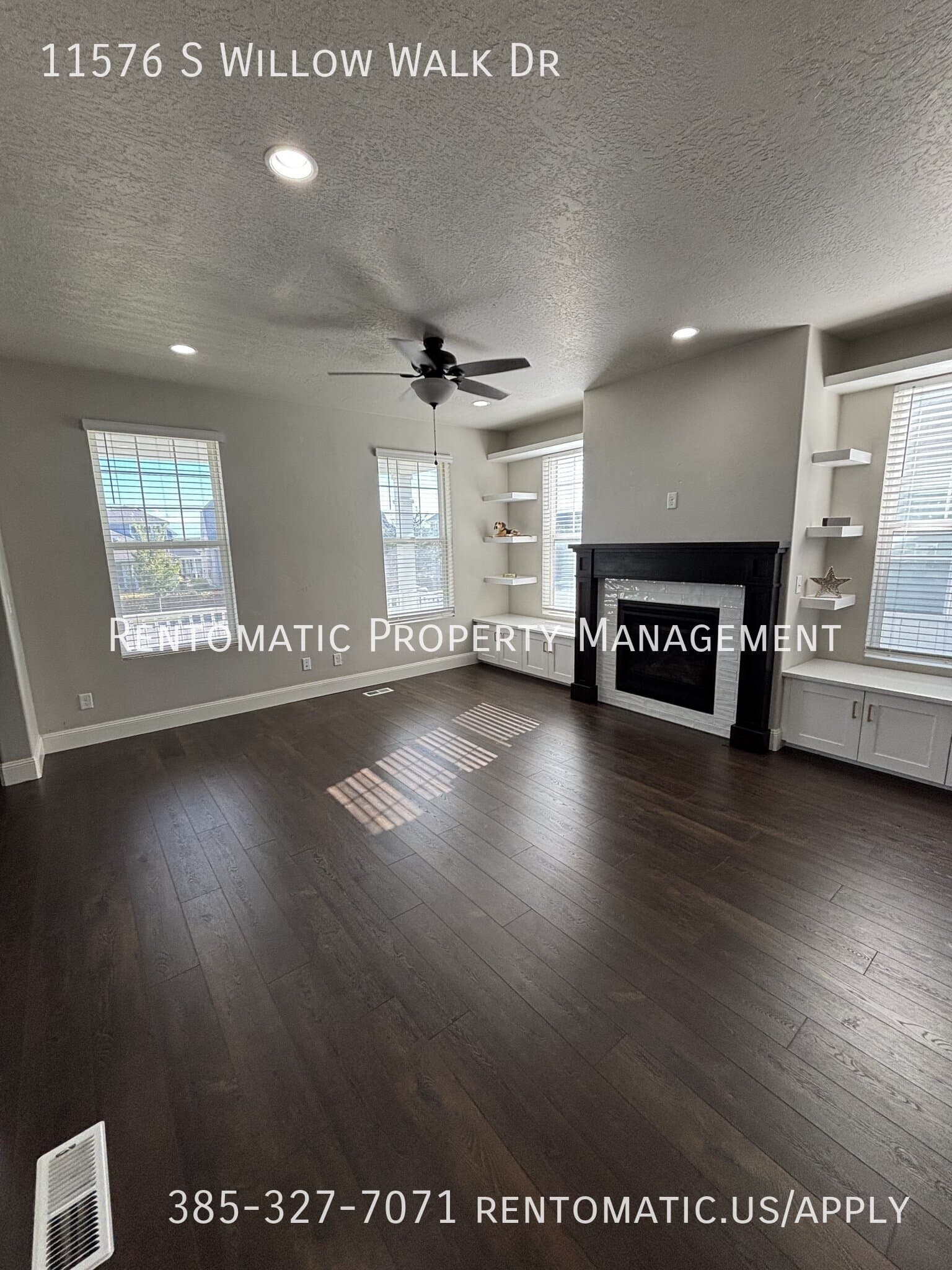 South Jordan House: 11576 S Willow Walk Dr