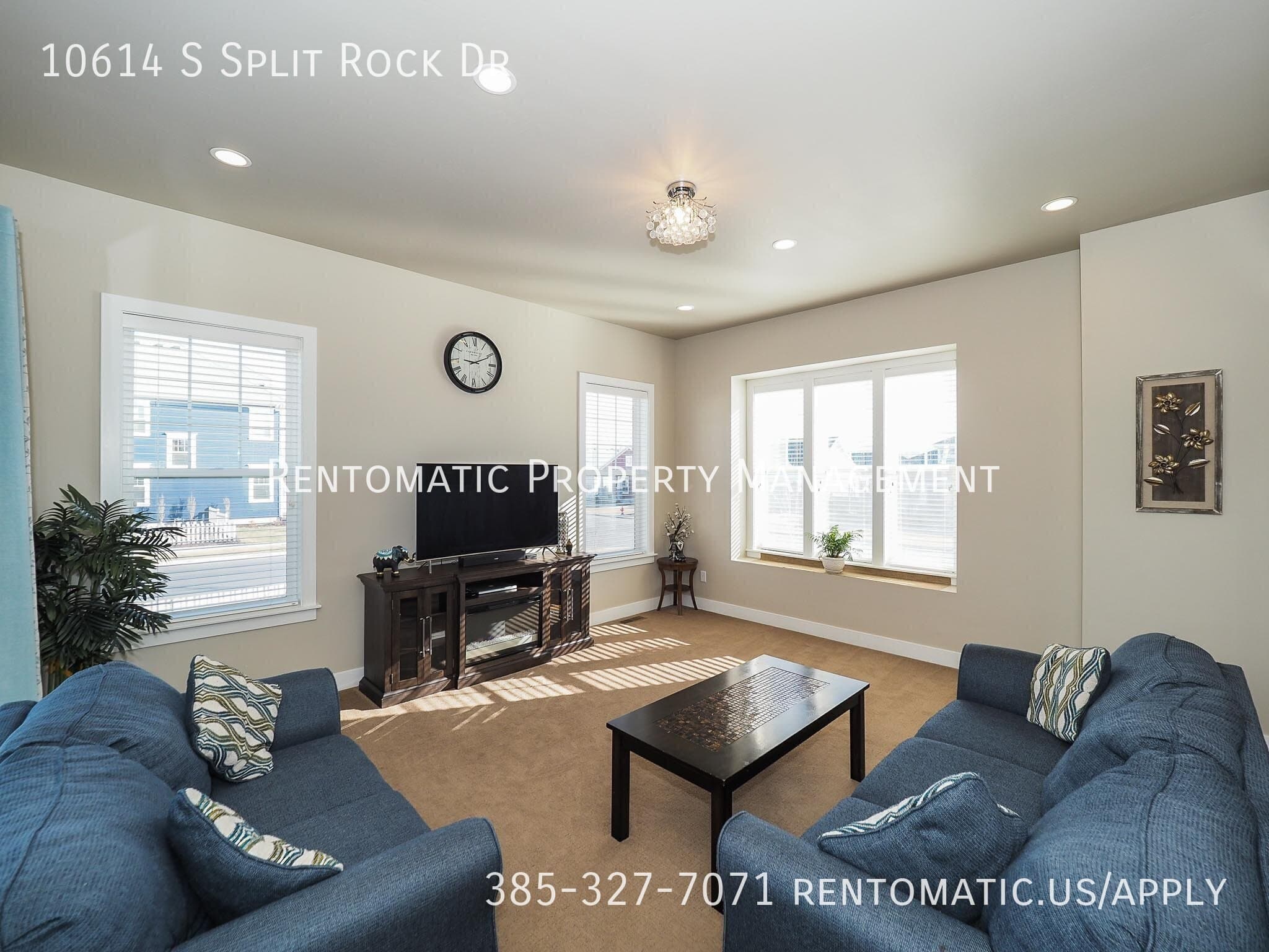 South Jordan House: 10614 S Split Rock Dr