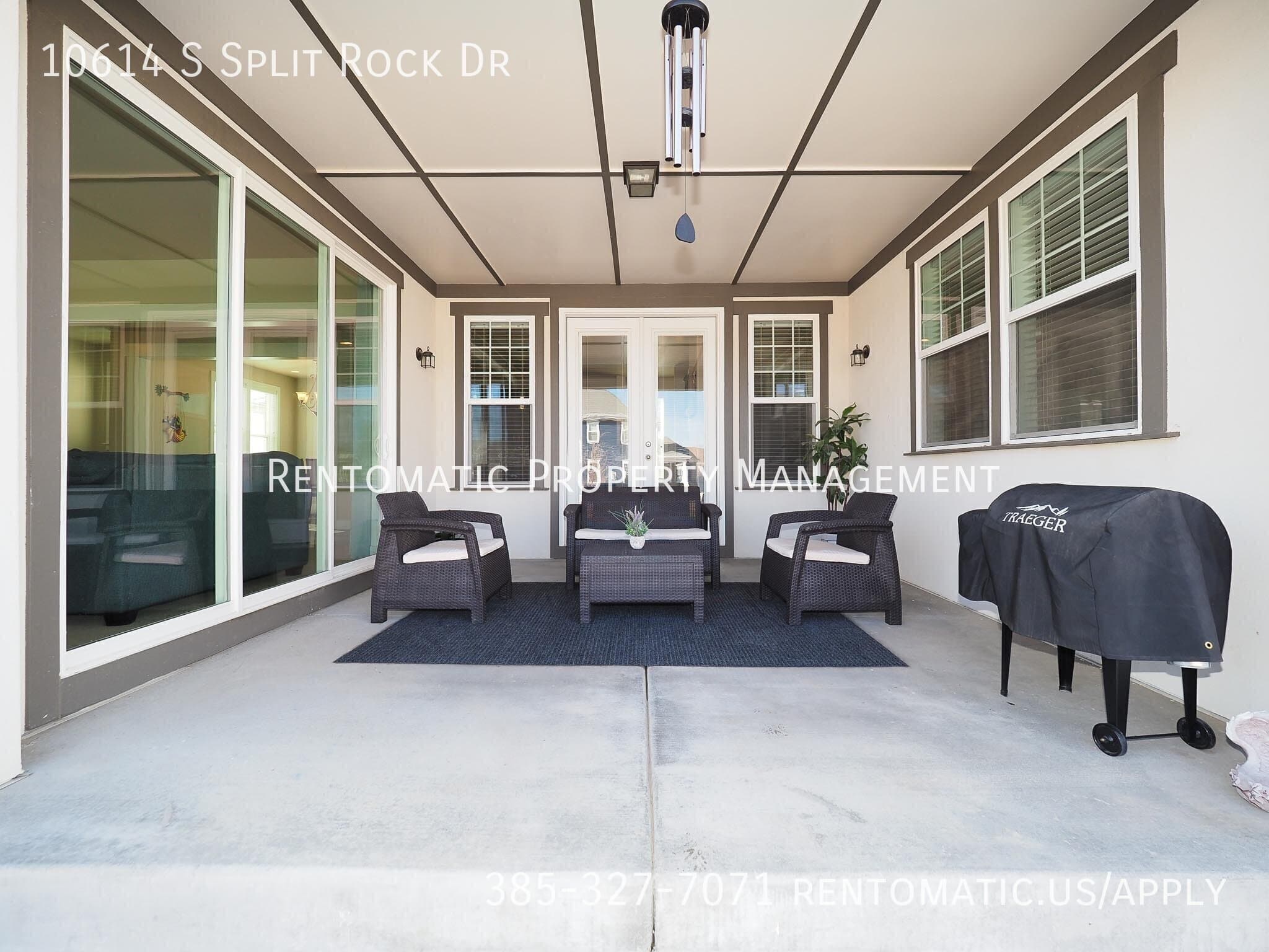 South Jordan House: 10614 S Split Rock Dr