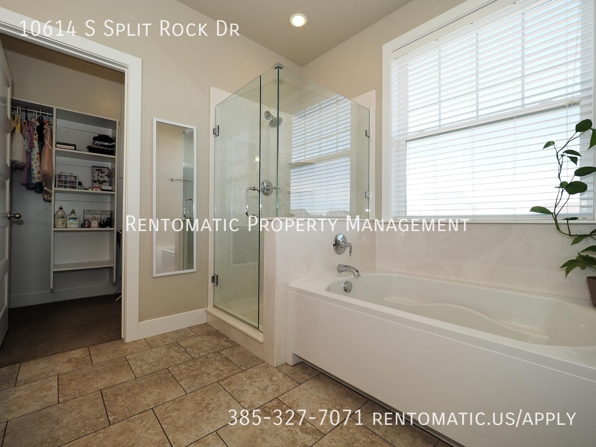 South Jordan House: 10614 S Split Rock Dr