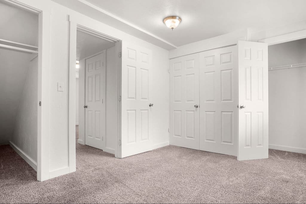 Sandy Townhome: 8612 S 1240 E