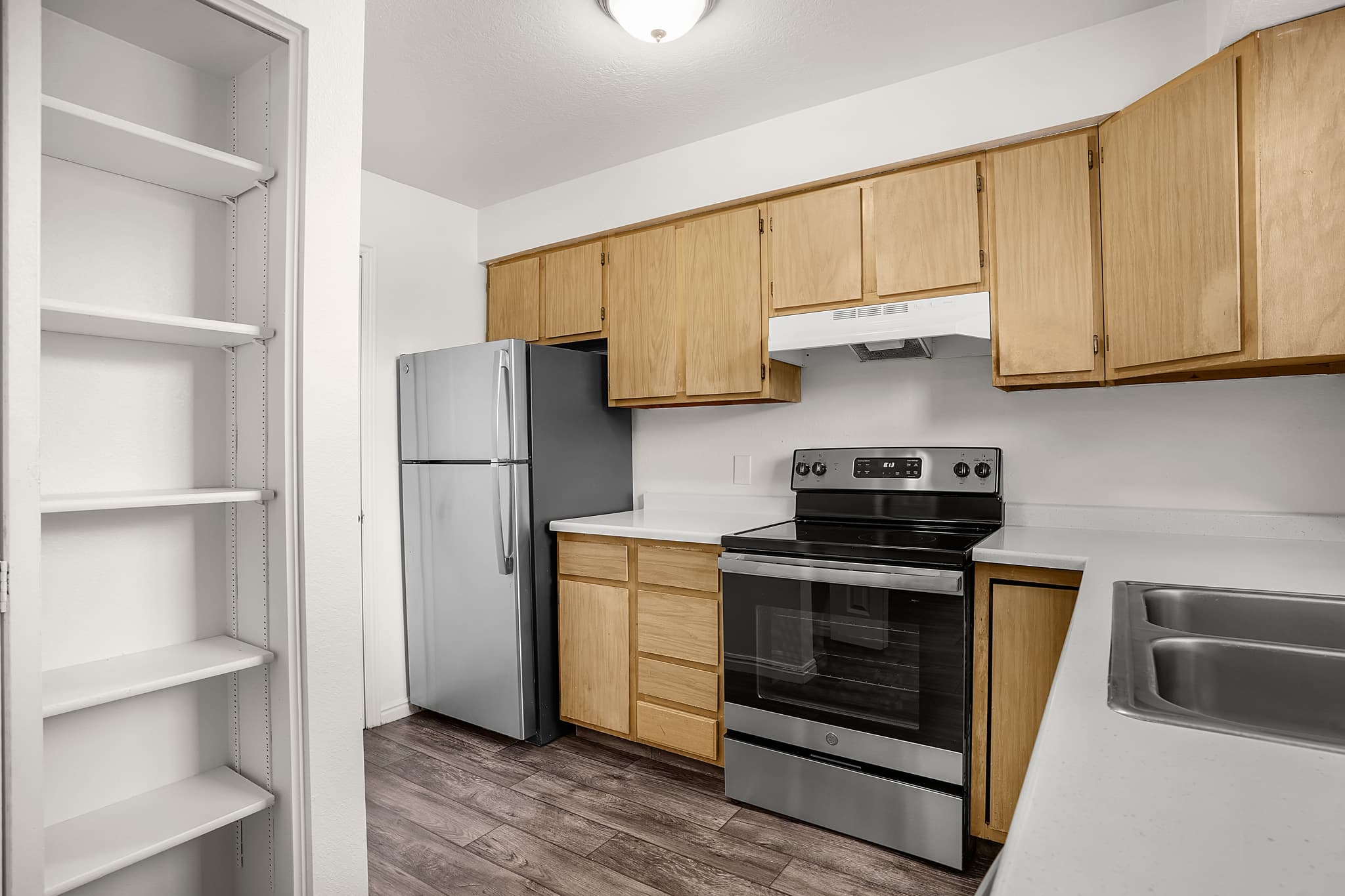 Sandy Townhome: 8612 S 1240 E