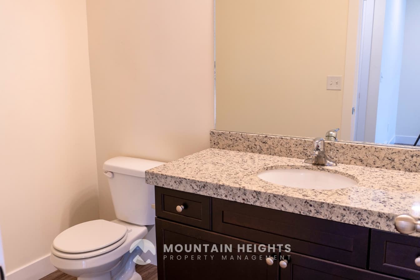 Sandy House: 9287 S Fordham Ct