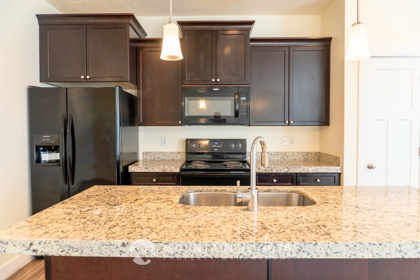 Sandy House: 9287 S Fordham Ct