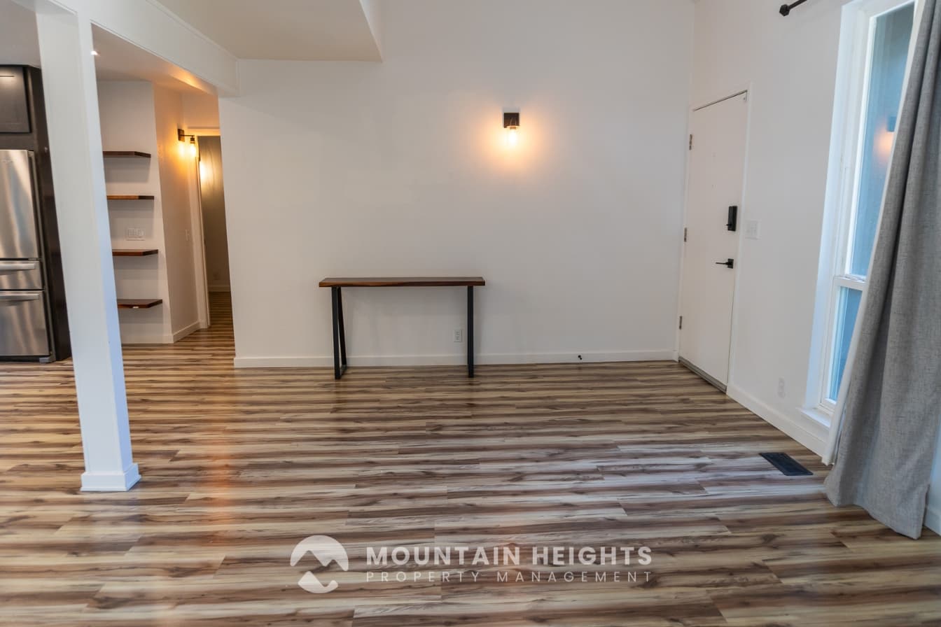 Salt Lake City House: 3516 E Summer Oaks Cir