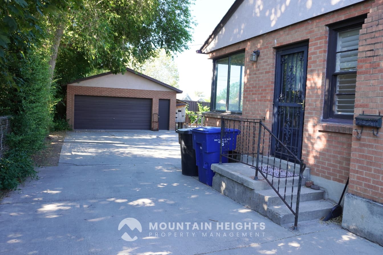 Salt Lake City House: 2784 E Delsa Dr