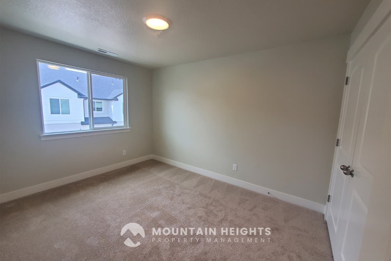 Lehi Townhome: 4203 W 1960 N