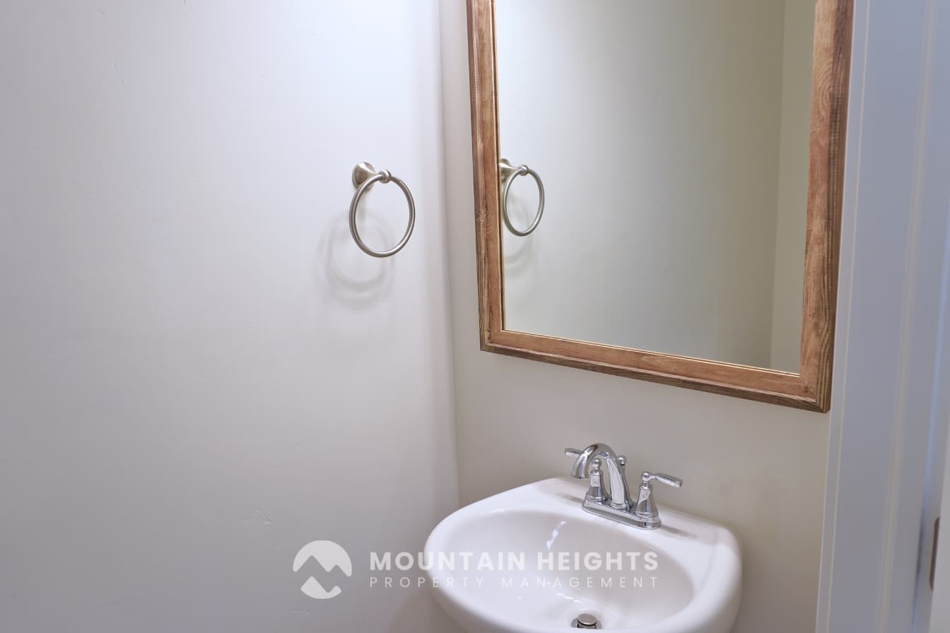 South Jordan Townhome: 11329 S Prosperity Rd