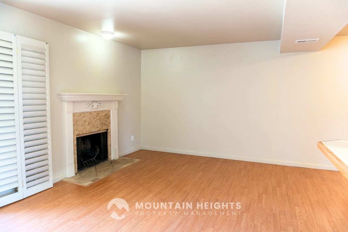 Salt Lake City Condo: 415 E Creekside Cir