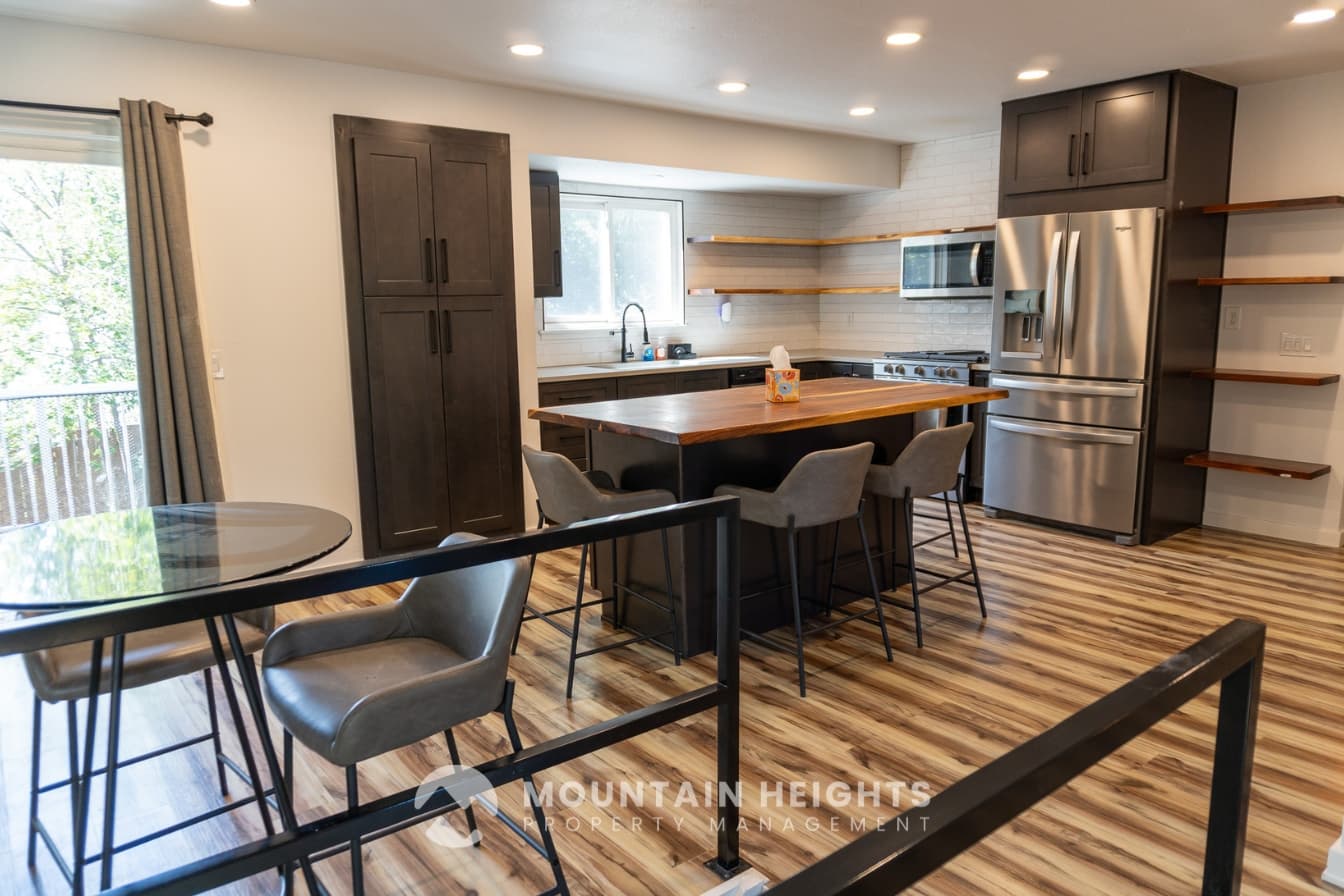 Salt Lake City House: 3516 E Summer Oaks Cir