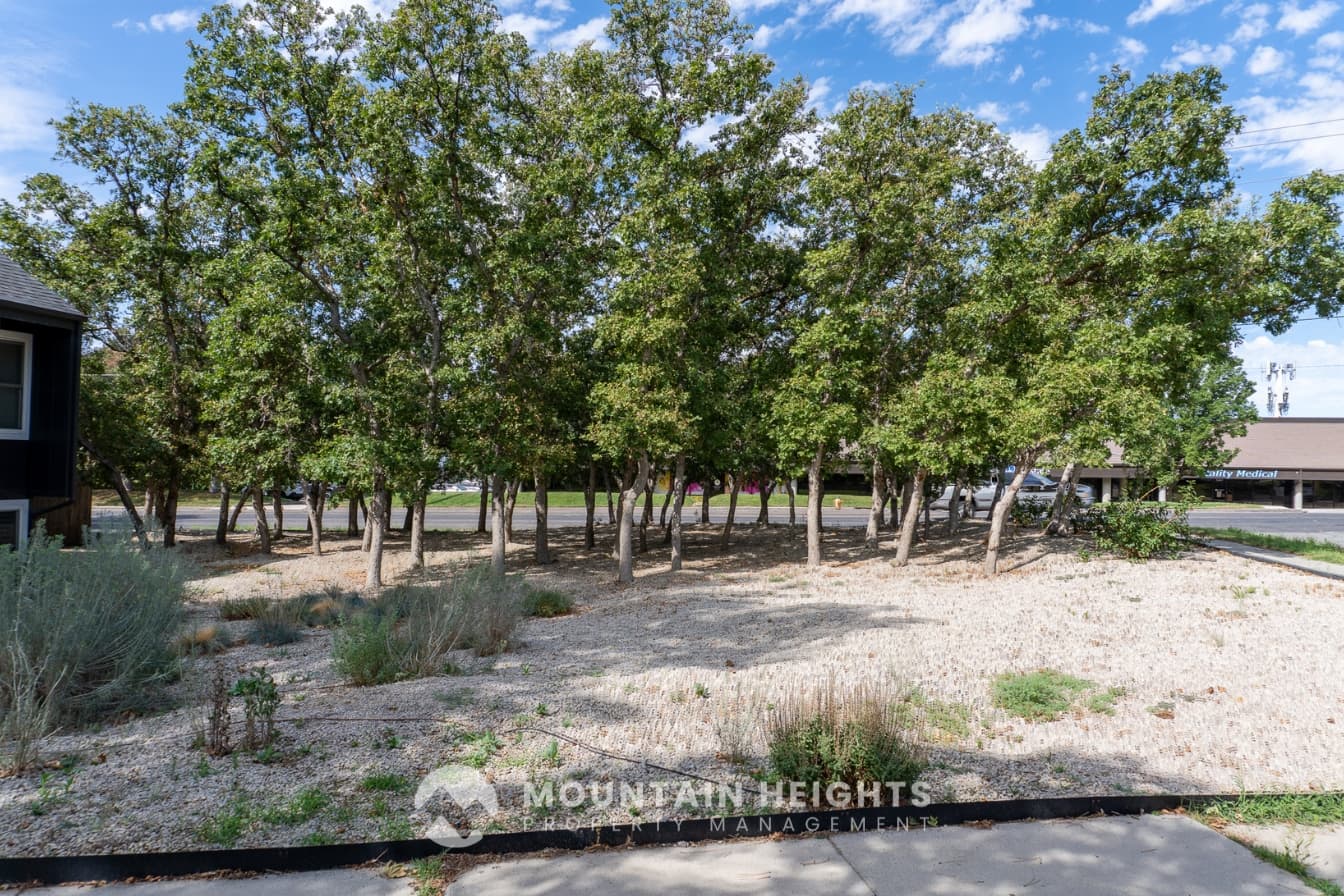 Salt Lake City House: 3516 E Summer Oaks Cir