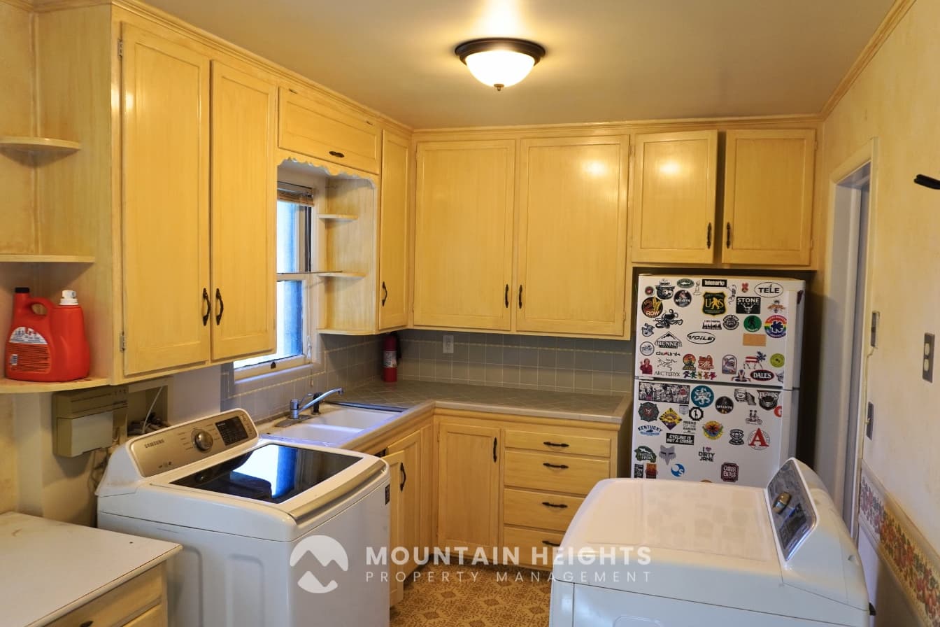 Salt Lake City House: 2784 E Delsa Dr