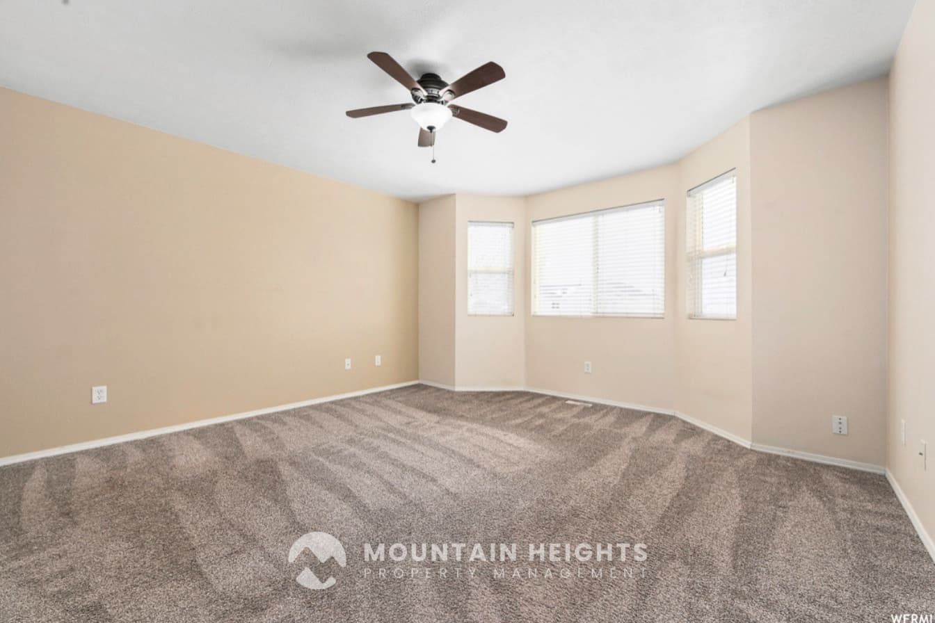 Salt Lake City House: 1953 W Black Angus Dr
