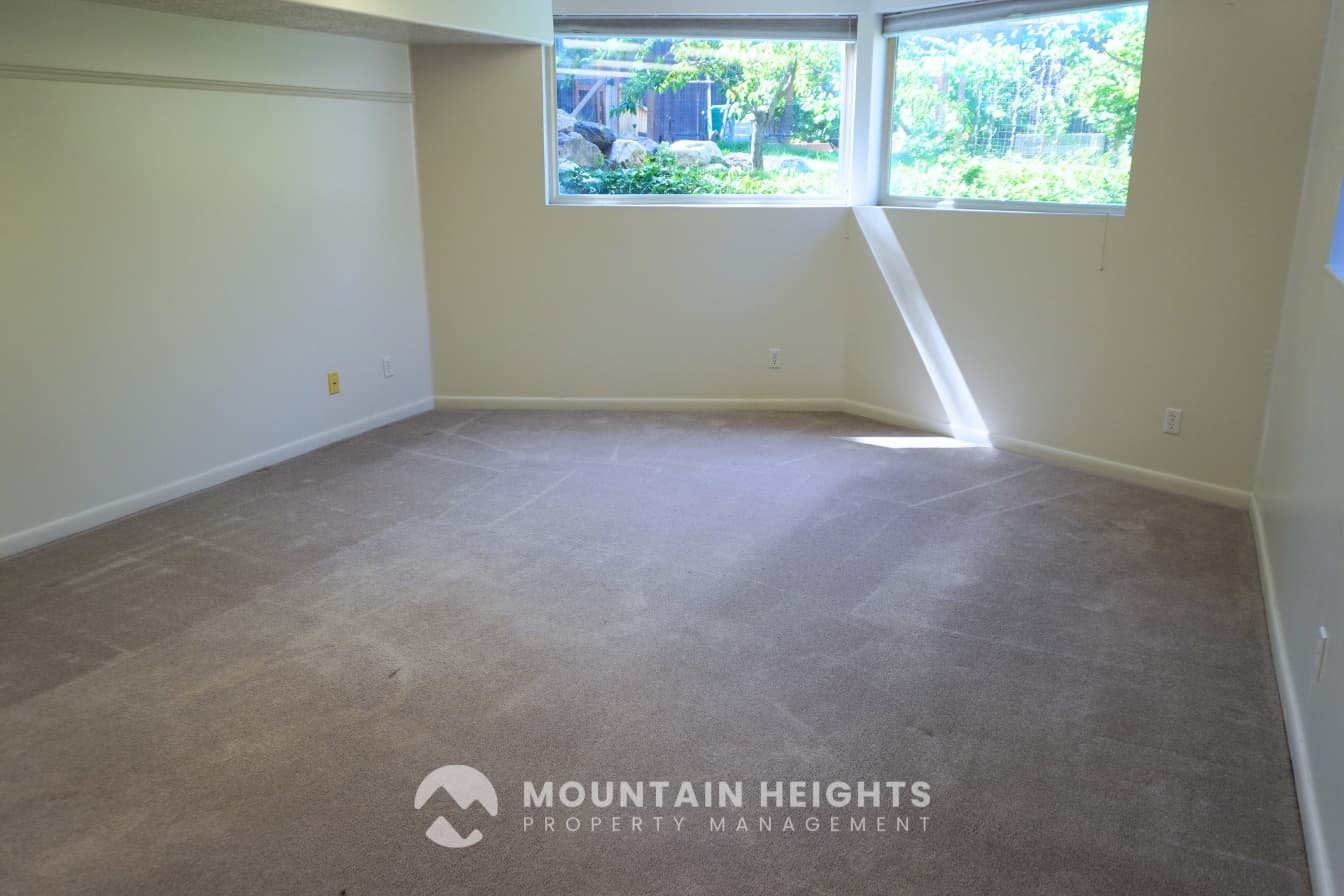 Salt Lake City House: 2784 E Delsa Dr