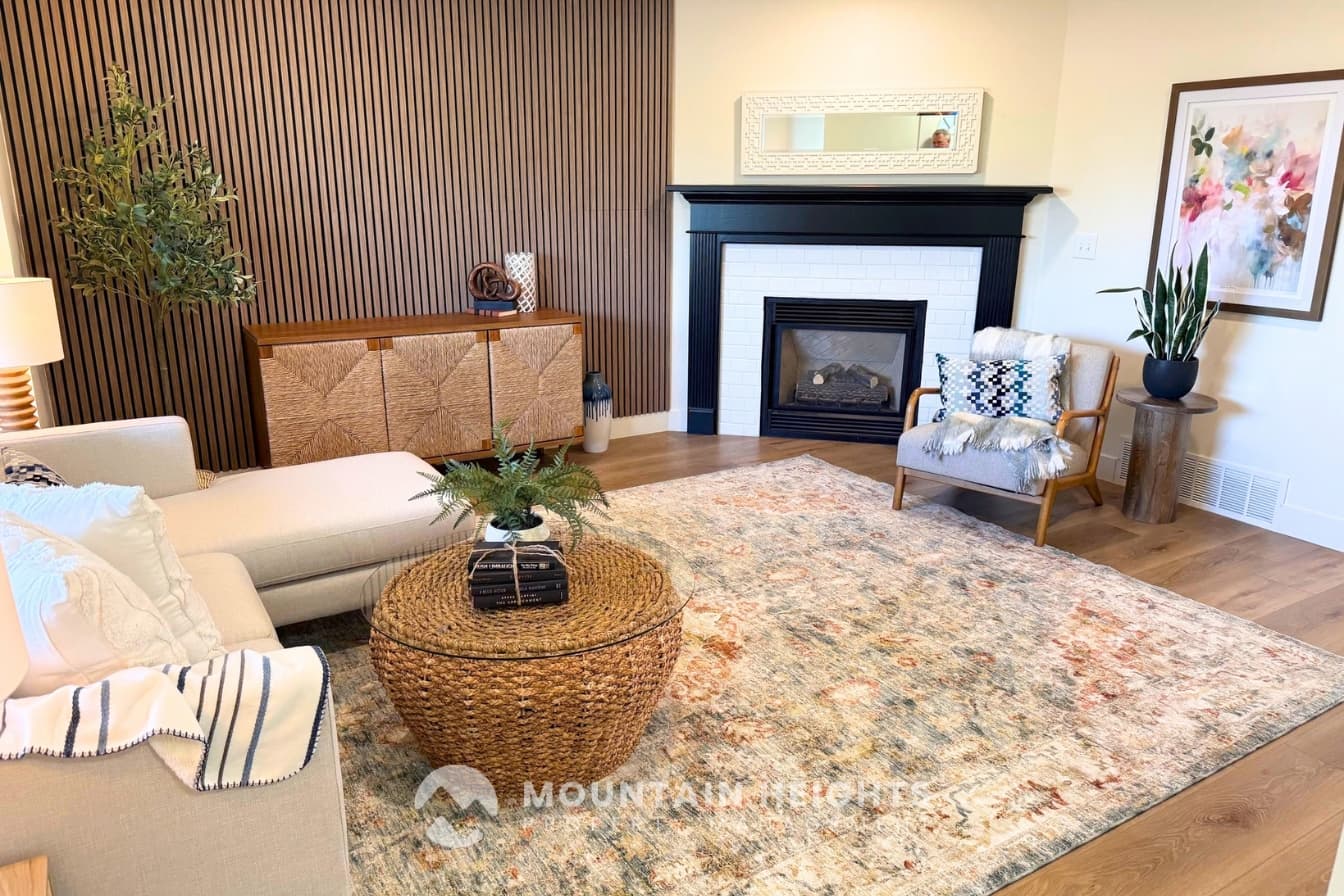 Riverton House: 3987 W Red Tail Dr