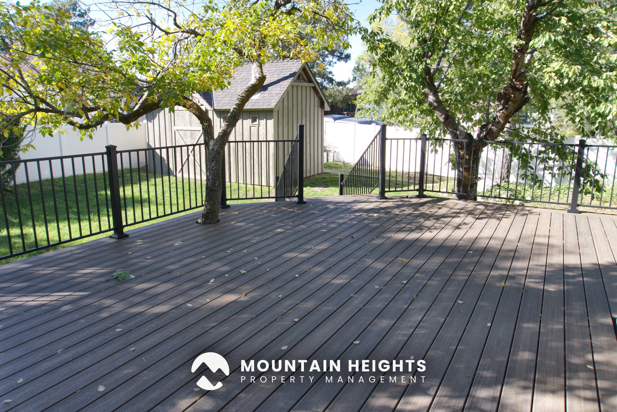 Sandy House: 3462 E Greenhills Dr