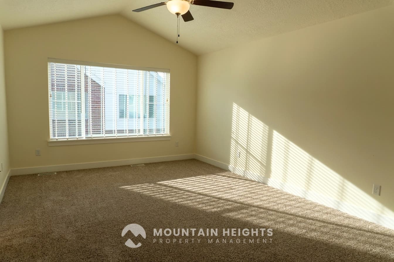 Sandy House: 9287 S Fordham Ct