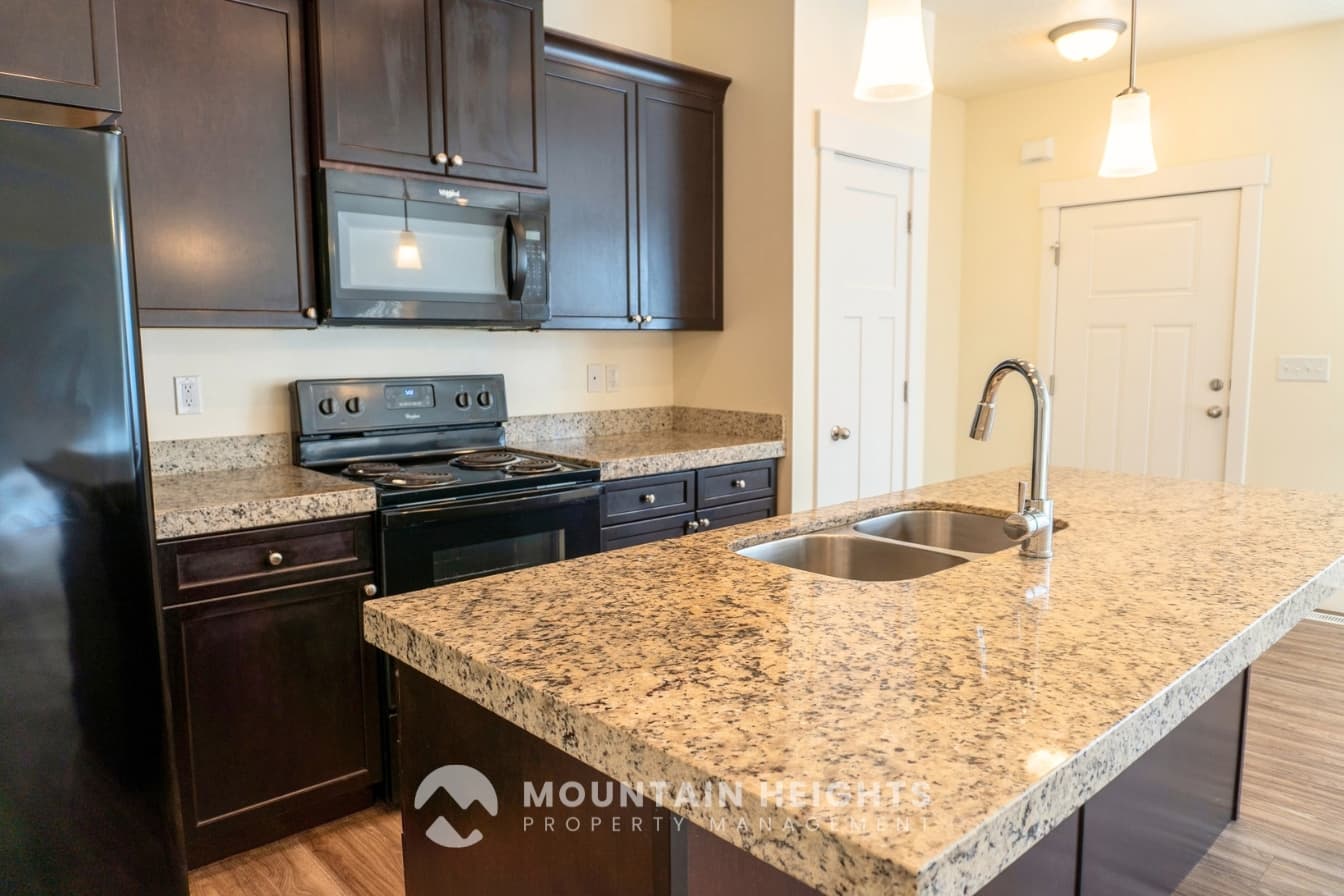 Sandy House: 9287 S Fordham Ct