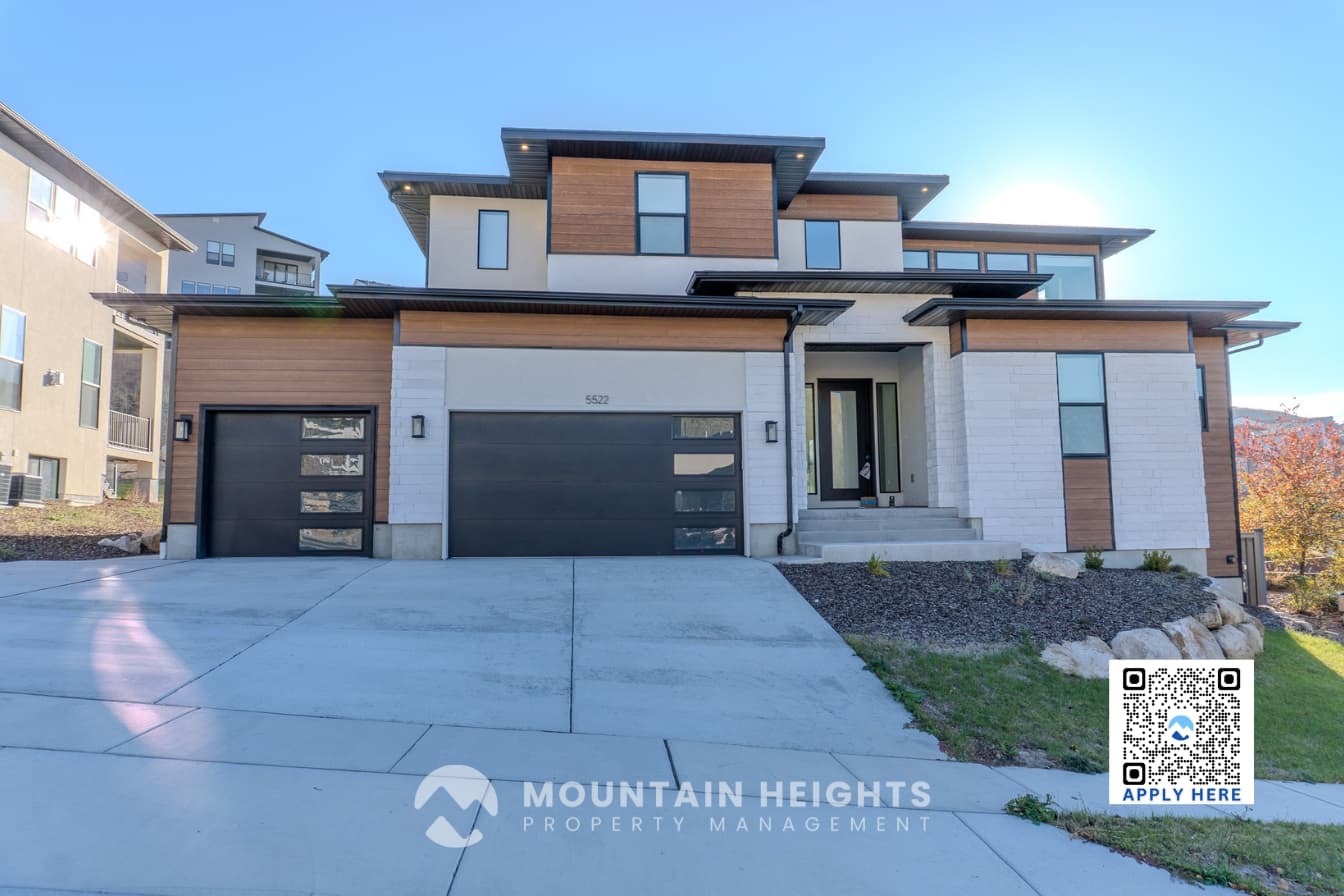 Lehi House: 5522 N Fox Canyon Rd